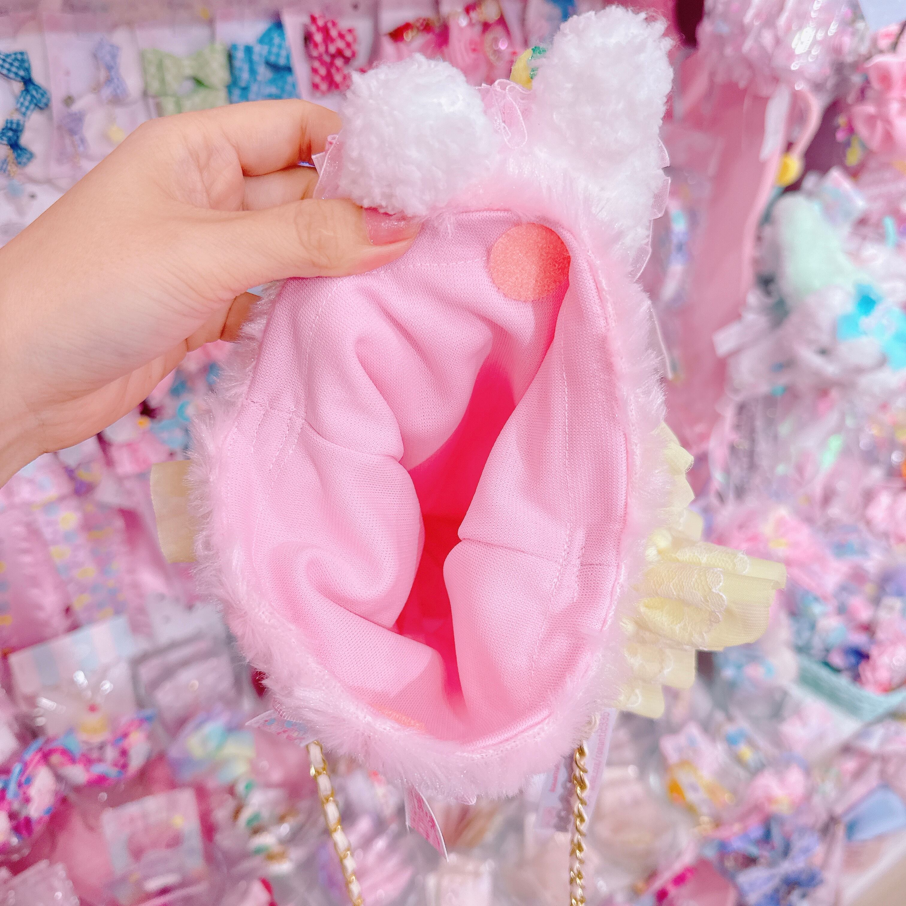 【M4】57-2ウィンクするよ♪うさぎポシェット