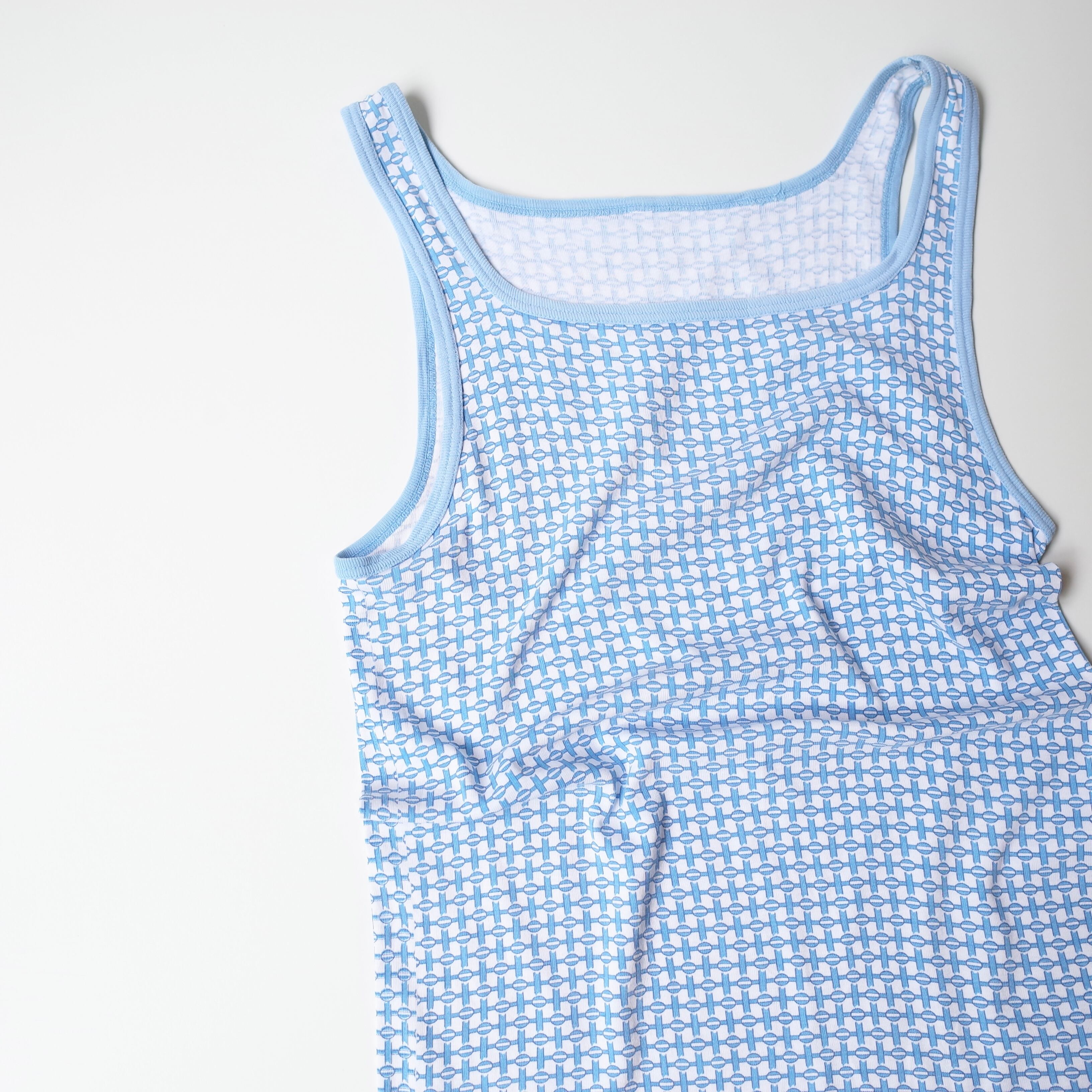 Pattern sleeveless top