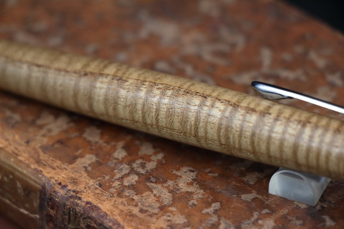 沈金の輝き キハダ/黄檗 縮杢 特上・Pencil 0.5mm」木軸シャープ