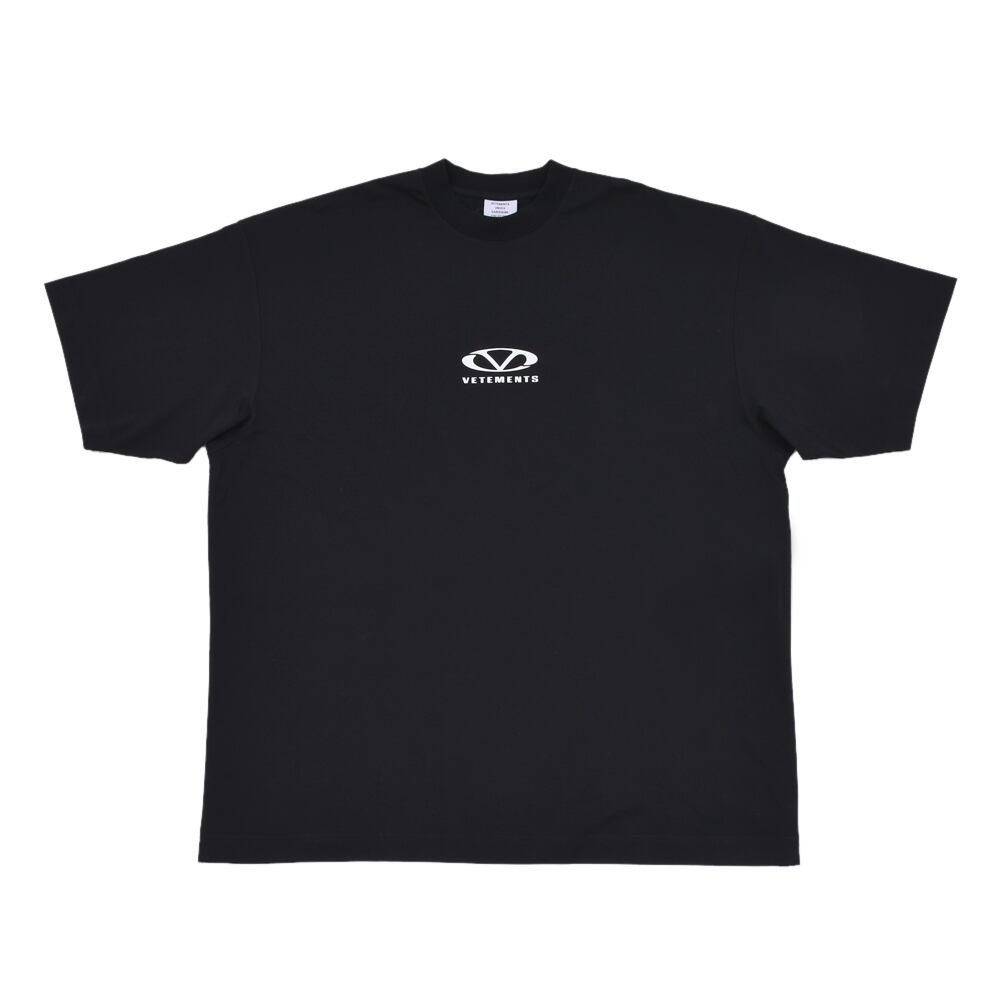 国内発送・関税なし VETEMENTS ブランドロゴ オーバーTシャツ VETEMENTS】OVAL LOGO OVERSIZED T-SHIRT | AYIN
