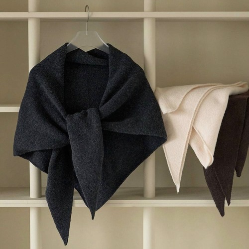 【 anuke 】Knit Triangle Scarf