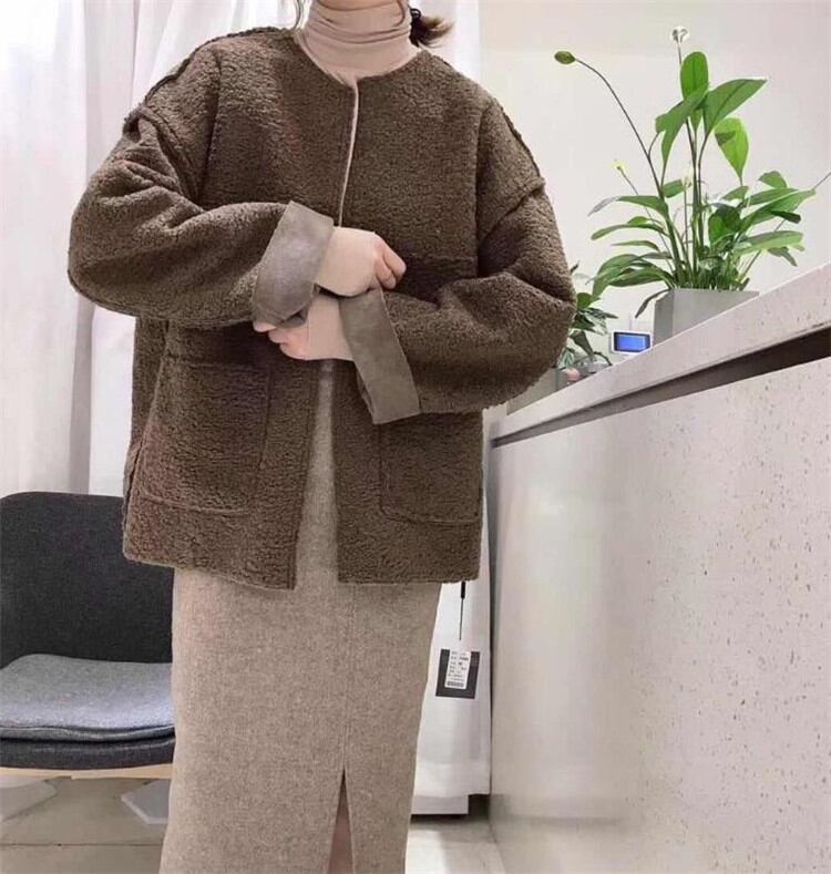 女性なら誰もが憧れる! 暖かい 厚手 ドルマンスリーブ シンプル ラウンドネック 裏起毛