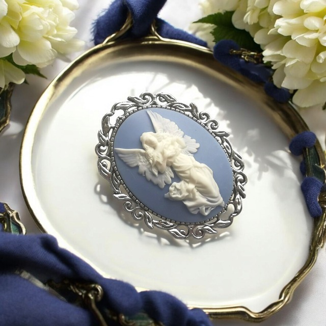 Cameo Brooch #56　カメオ　ブローチ　天使　ブルー