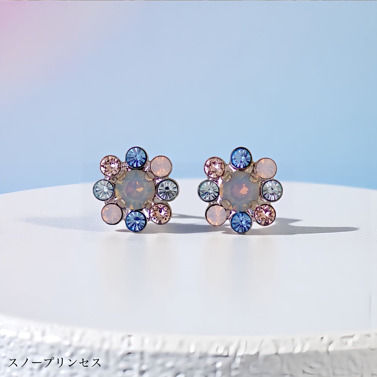 小花ピアス | MAKI NUMOTO (マキ ヌモト) ｜コスチュームジュエリー