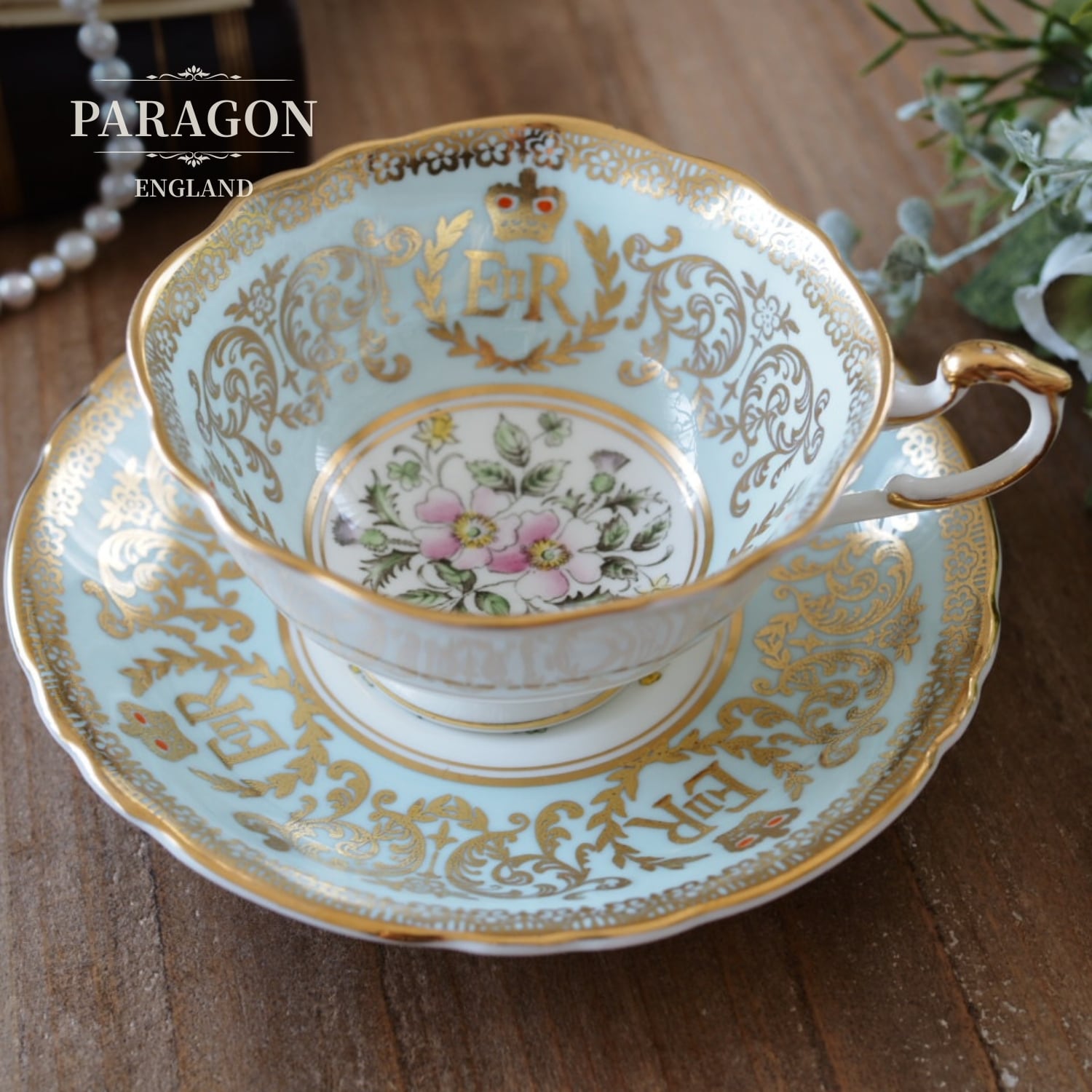 優雅な装飾が魅せるクラシック | Antique FEELPORT｜英仏アンティーク食器