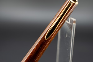 【強さと美しさの象徴】 シーオーク 国産拭き漆 細軸 gold MP