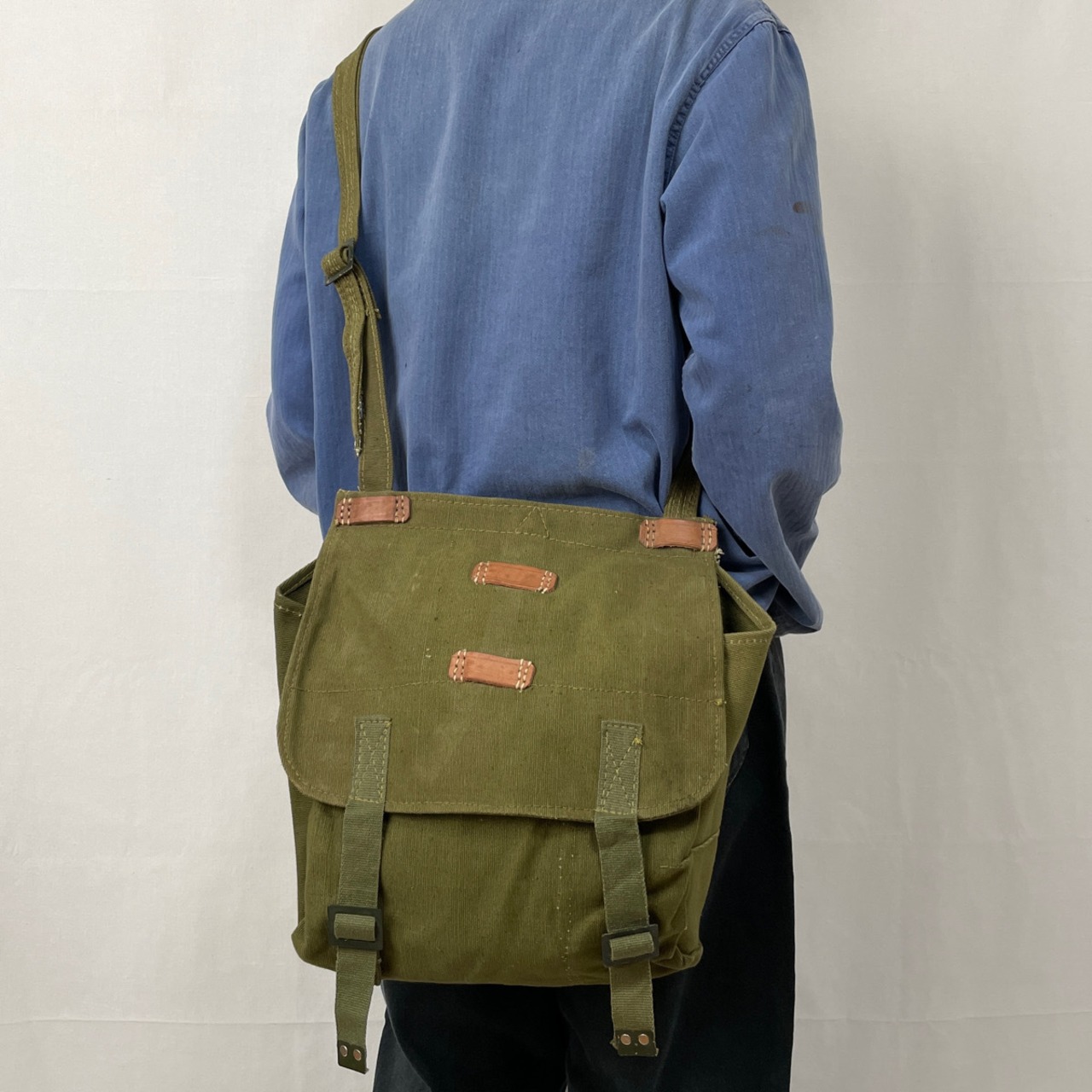 MILITARY◇ルーマニア軍/ブレッドバッグ/ショルダーバッグ/-/KHK 