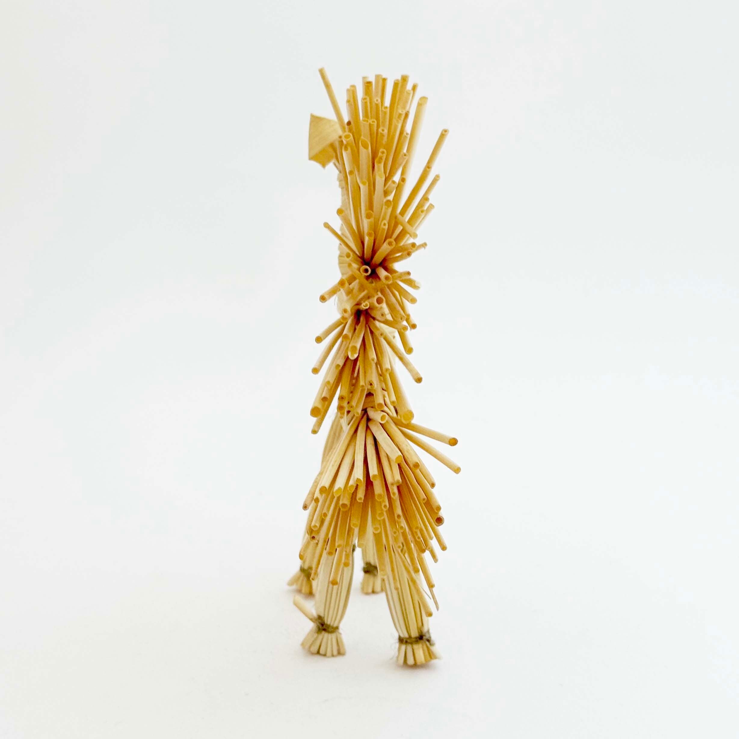 麦わら細工の馬（ベラルーシ製）