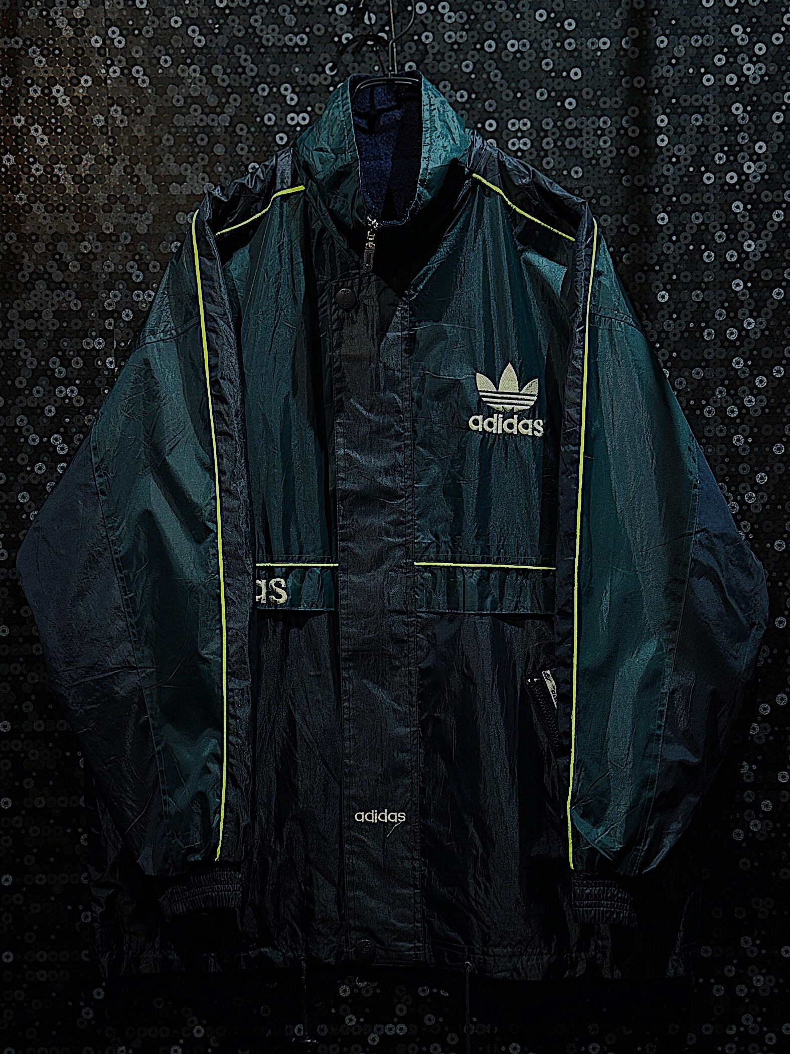 "90's vintage" adidas original dark Green yellow line pattern nylon jacket