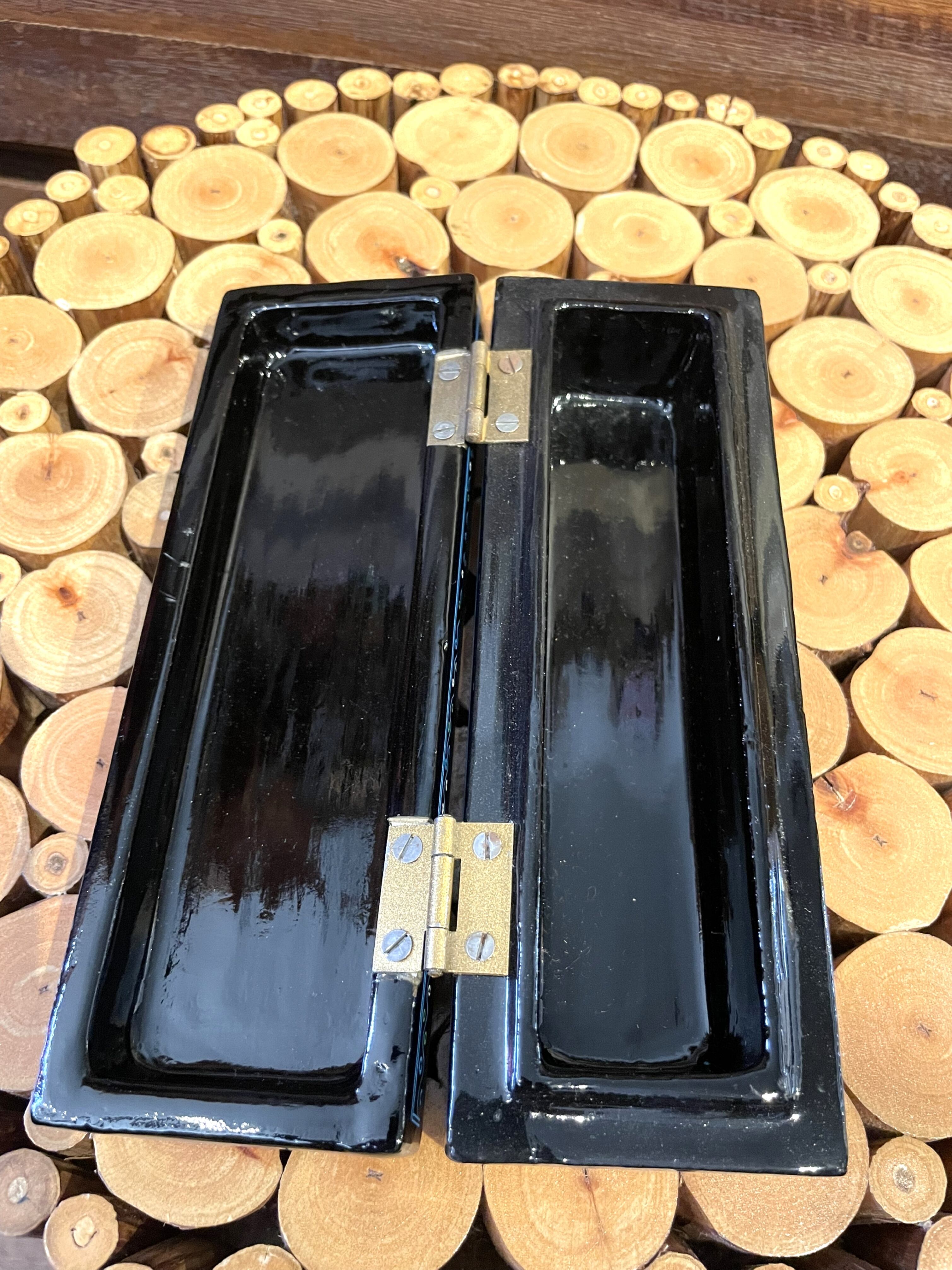 アジアンアンティーク 漆塗り？ 大きな 蓋付き 木箱 小物入れ 木箱 | 溜 漆