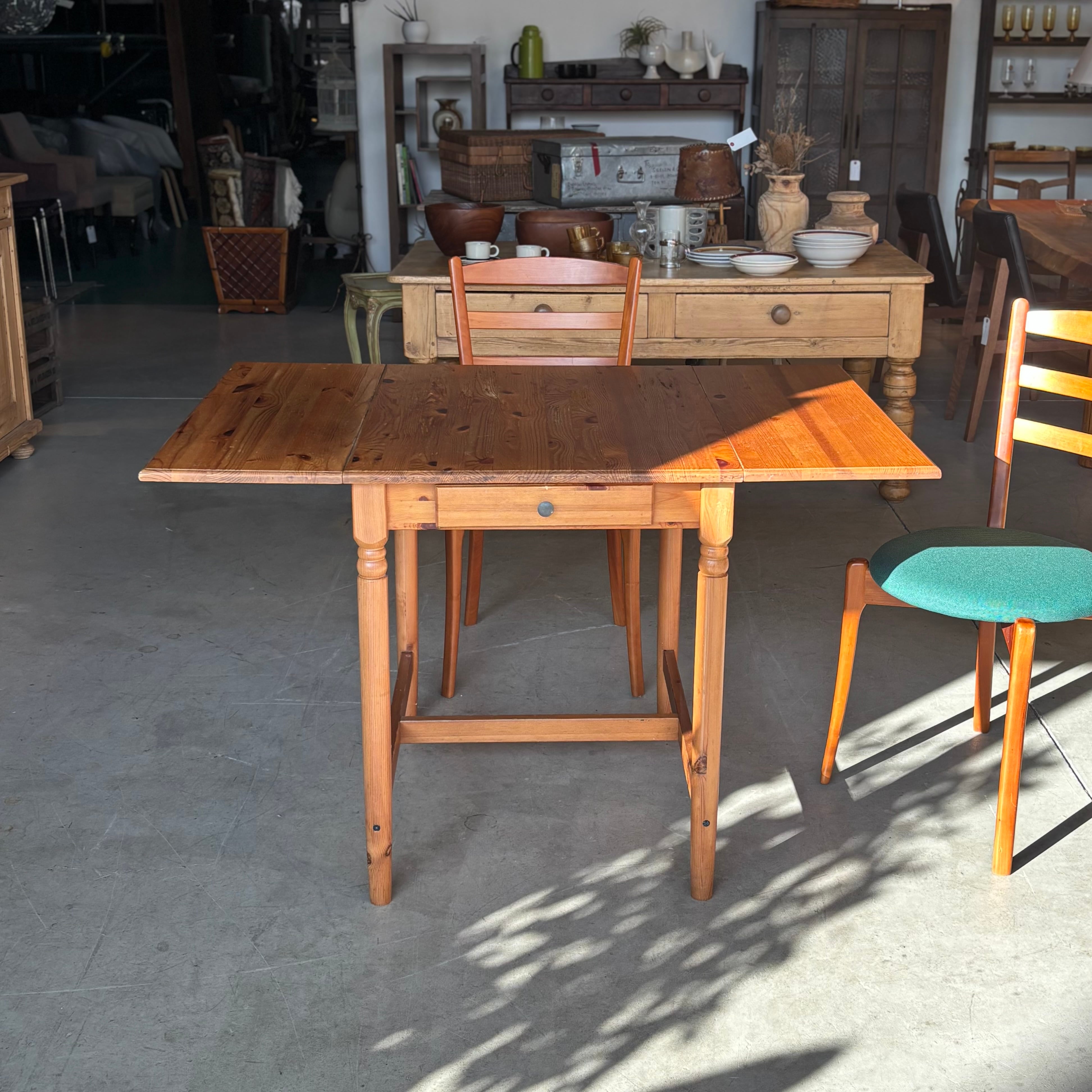 Pine Wooden Butterfly Table パインウッドバタフライテーブル