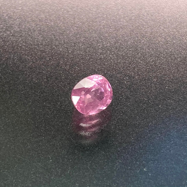 ⁂天然⁂　◇シルキーピンクスピネル◇蛍光　1.16ct 　タンザニア産　AAA