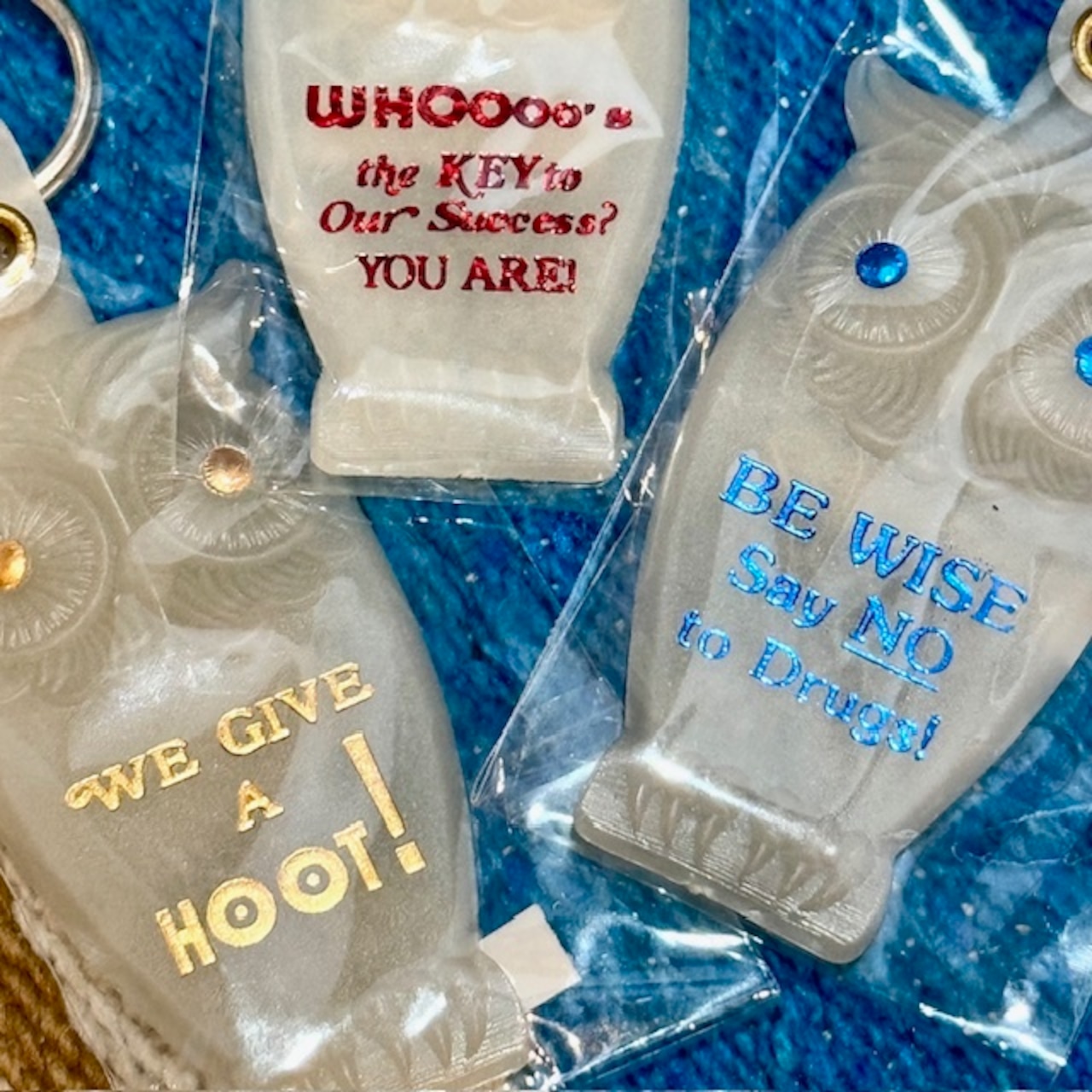 【OWL KEYCHAIN】 フクロウ キーホルダー 蓄光