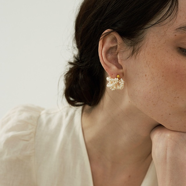 パールビジューピアス　40815