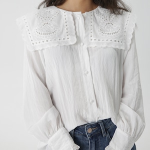 square collar shirt