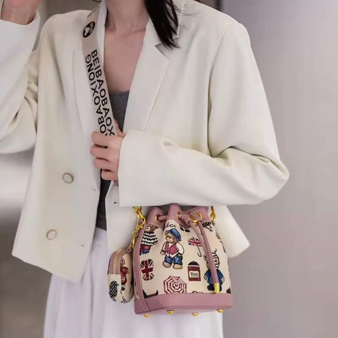 british bear shoulder bag