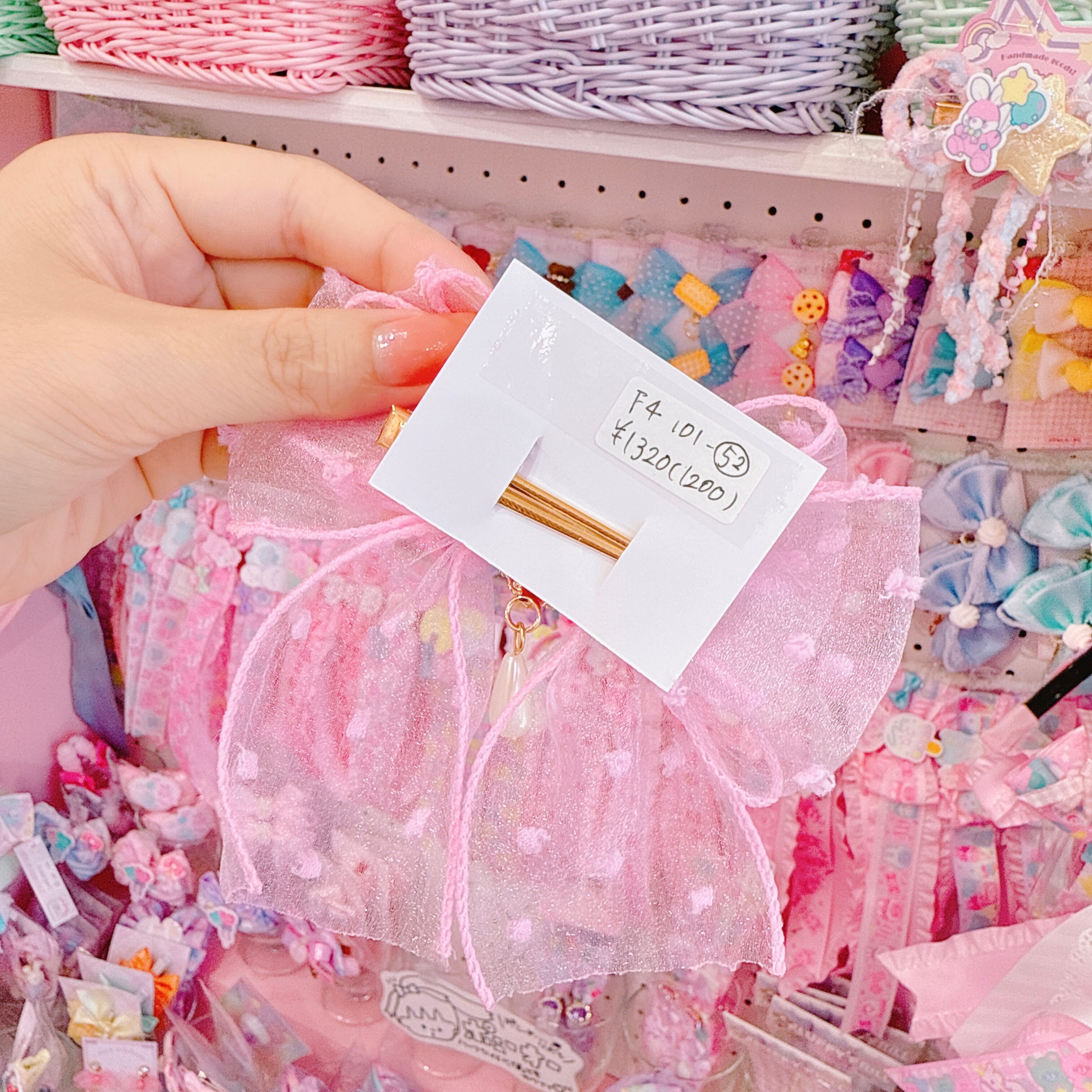 【F4】101-52ヘアクリップ