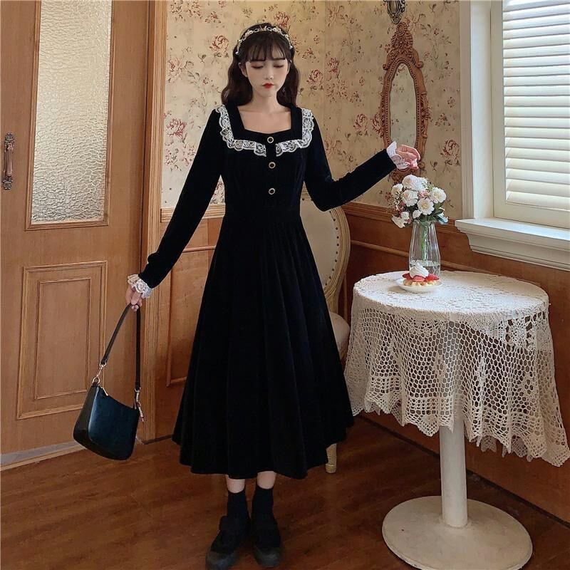 【新作】【送料無料】 プラスサイズの婦人服 2022 新スタイルウエスト痩身スクエアカラーレースミッドレングスベルベット長袖ドレス女性のための 024532409499