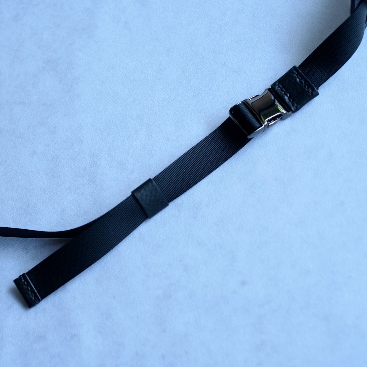DR SHOULDER BAG 01