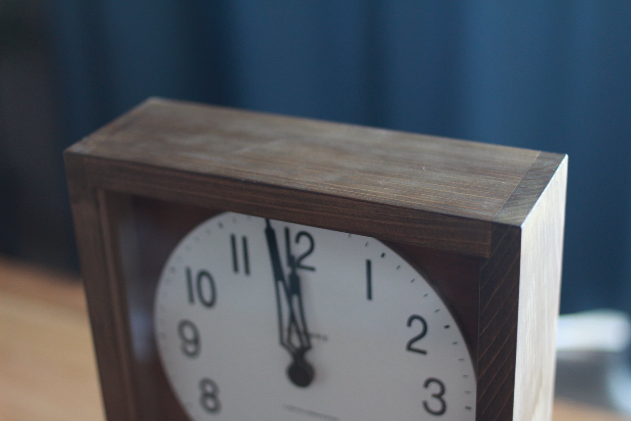 HINOKI PENDULUM CLOCK ヒノキ ペンデュラム クロック | LISCOORD