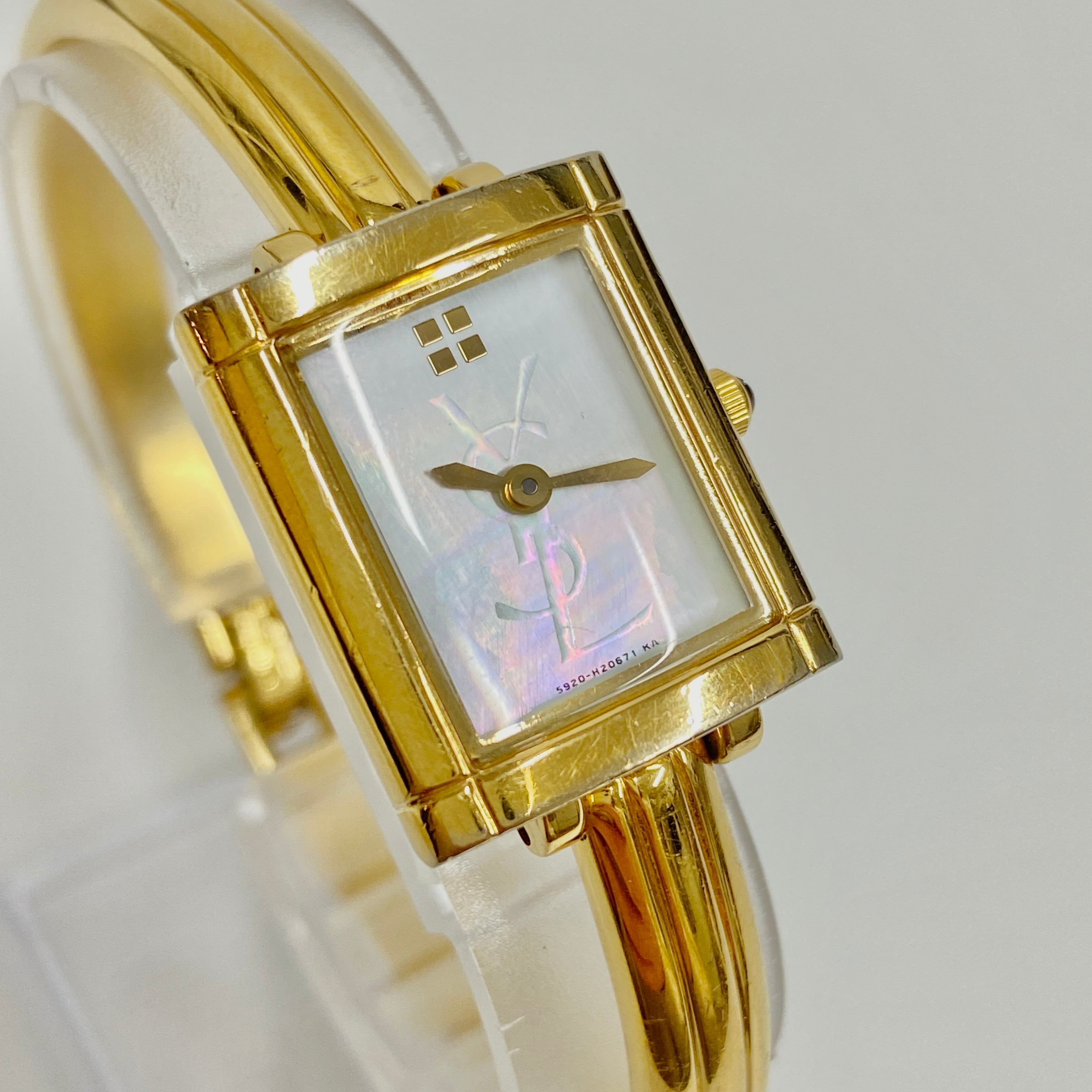 Yves Saint Laurent イヴサンローラン レディース腕時計 シェル文字盤
