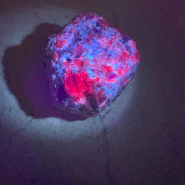 インド産　ルビー（コランダム）原石｜長石質マトリックス｜一点もの・UV反応あり