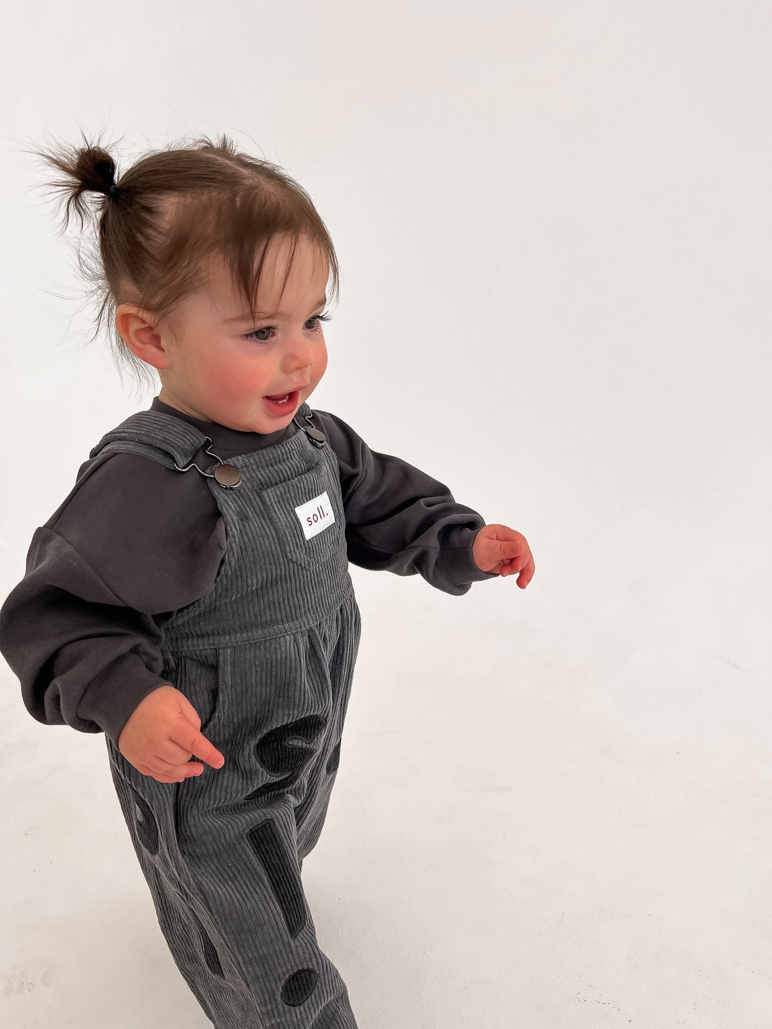 soll. the label】 Corduroy Soll Overalls - Charcoal | RIRIBELL