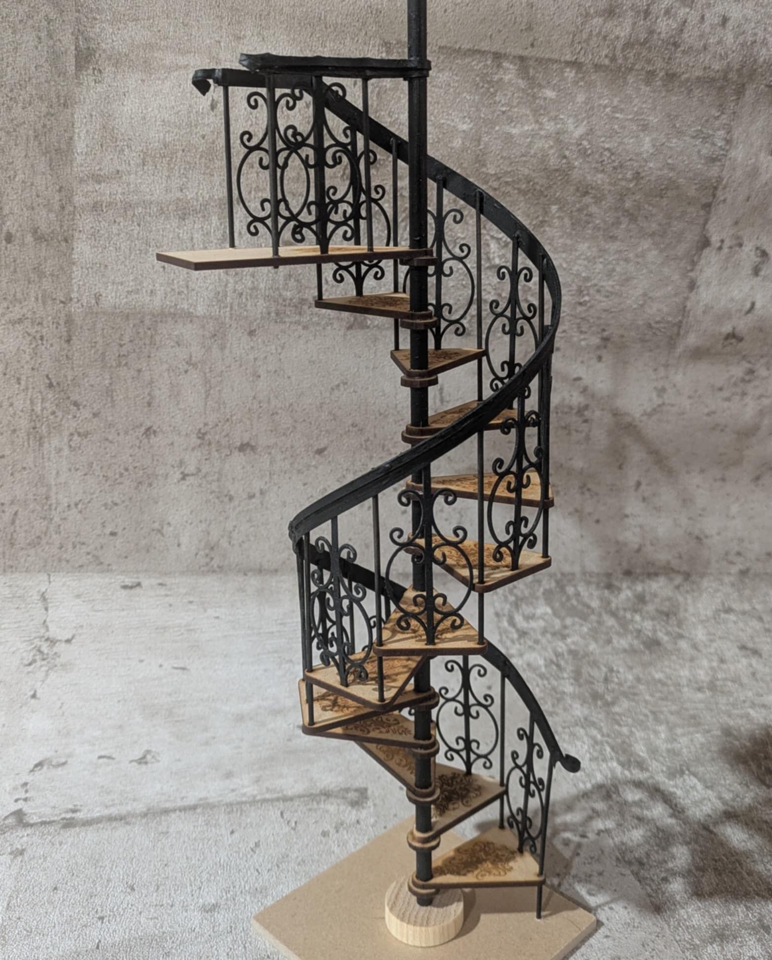 ミニミュア螺旋階段（1/12スケール）組立キット【組み立て動画付