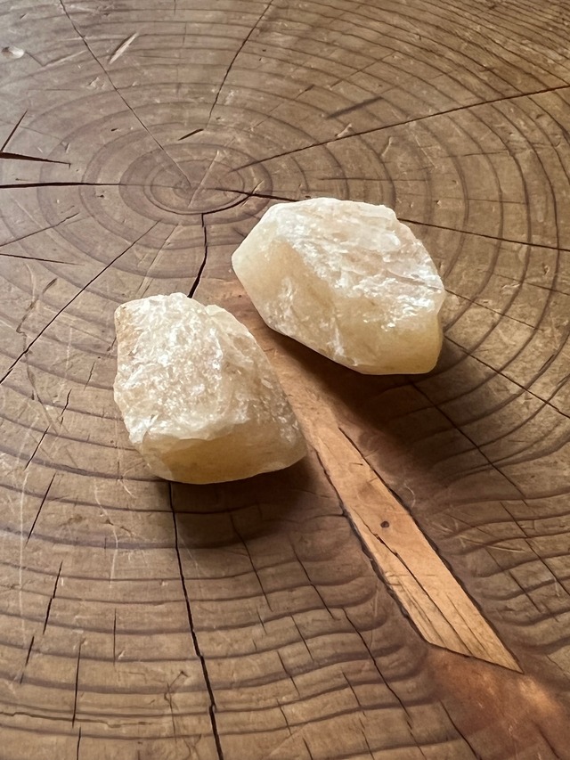 2個セッ17g【賢者から学ぶ】【H&E社】ヒマラヤ産ゴールドアゾゼオアゼツライト ラフロックタンブル