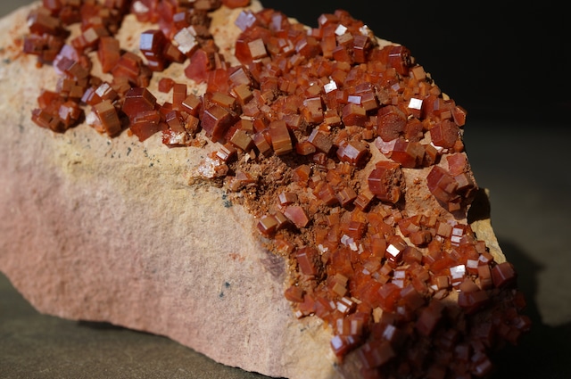 バナジナイト Vanadinite 2013