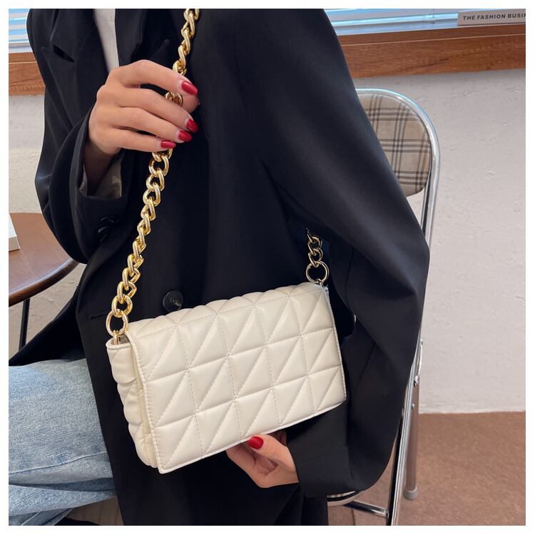 キルティングショルダーバッグ バッグ バック レディースバッグ