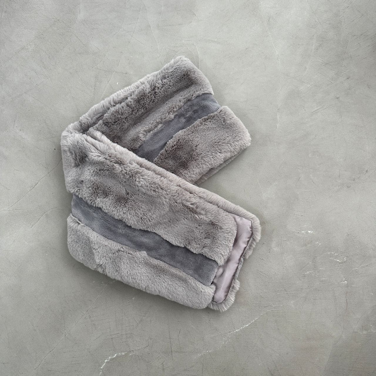 eco fur cape/gray