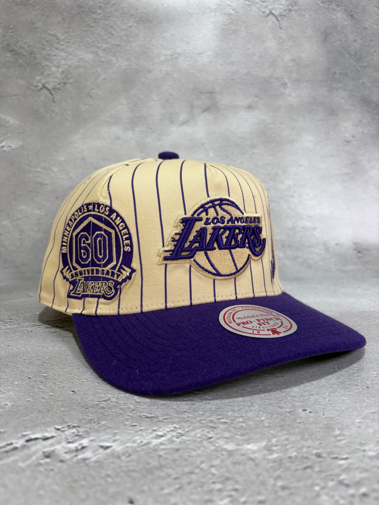 Mitchell＆Ness/ミッチェルアンドネス NBA ロサンゼルス・レイカーズキャップ クリーム