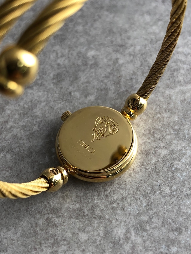 GUCCI グッチ 腕時計 ゴールド ラウンド ステンレススチール バングル クウォーツ 2700.2.L vintage ヴィンテージ オールド 58benr