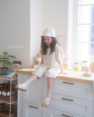 【anggo】サンドオーバーオール クリーム 90〜110cm