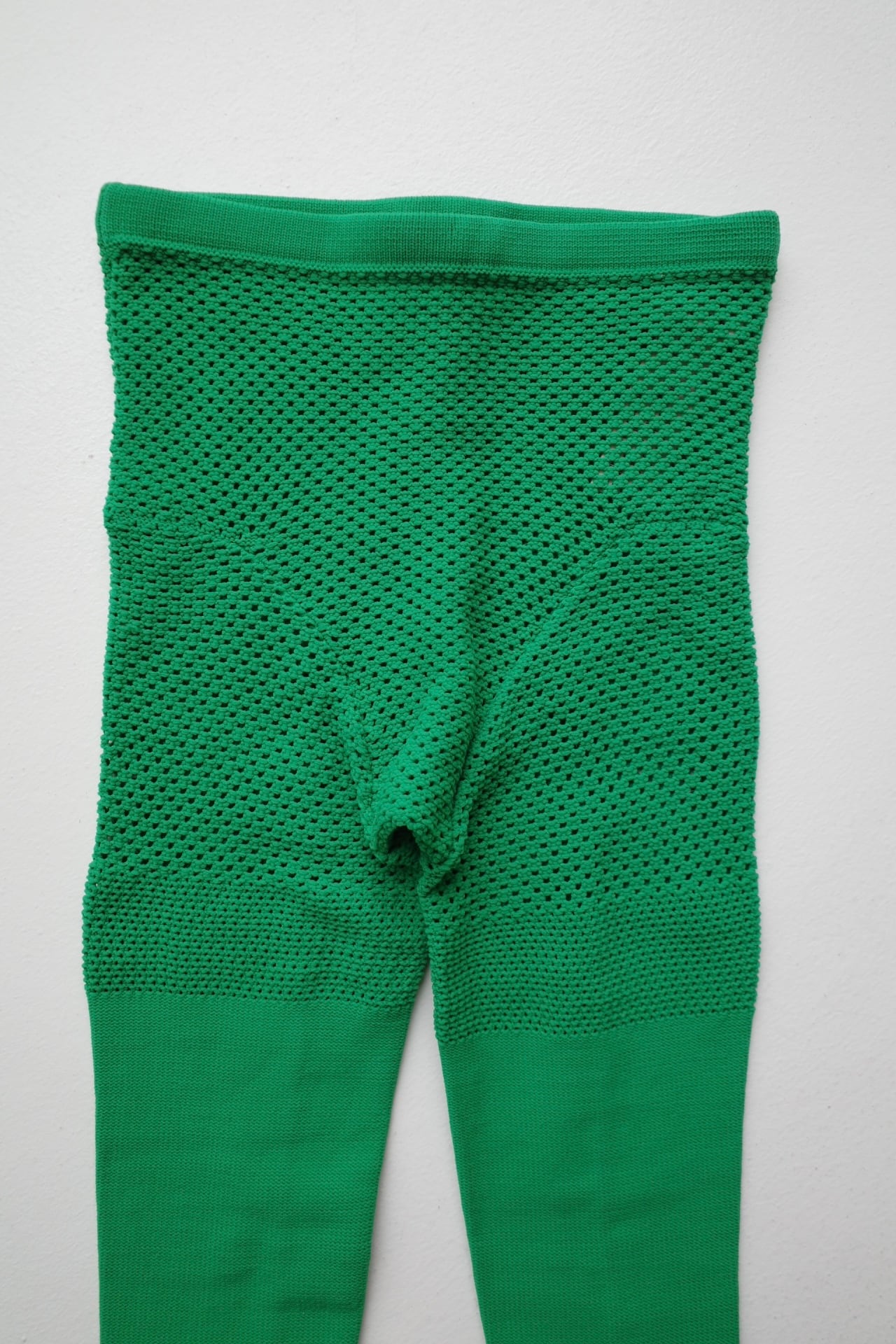 Isa Boulder 】GRADIENT TIGHTS | theour