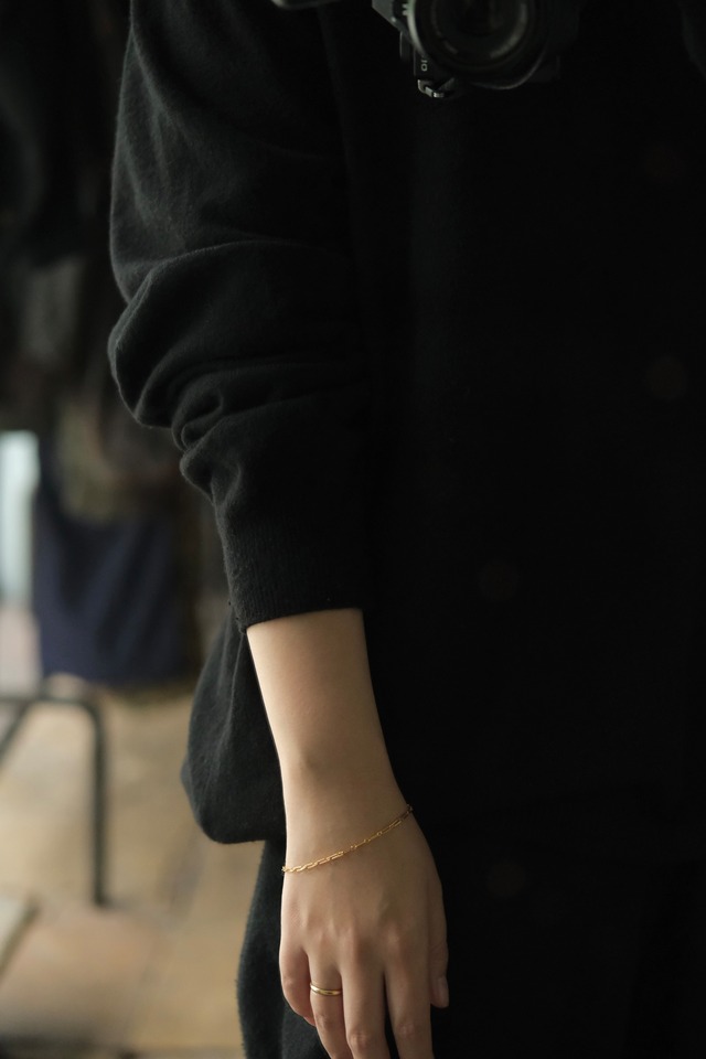 Utah／"J.CREW" v-neck cashmere sweater／ black