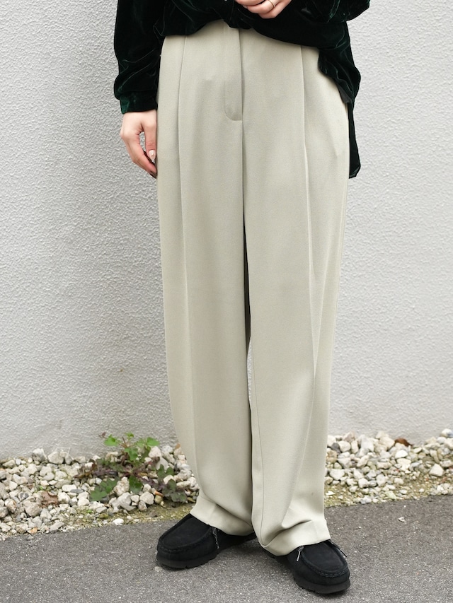 Right Green Wide Slacks Pants