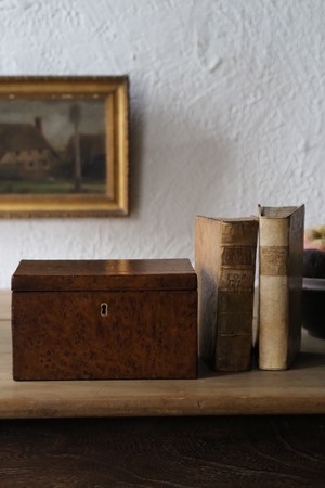 アンティークの茶箱-antique tea caddy