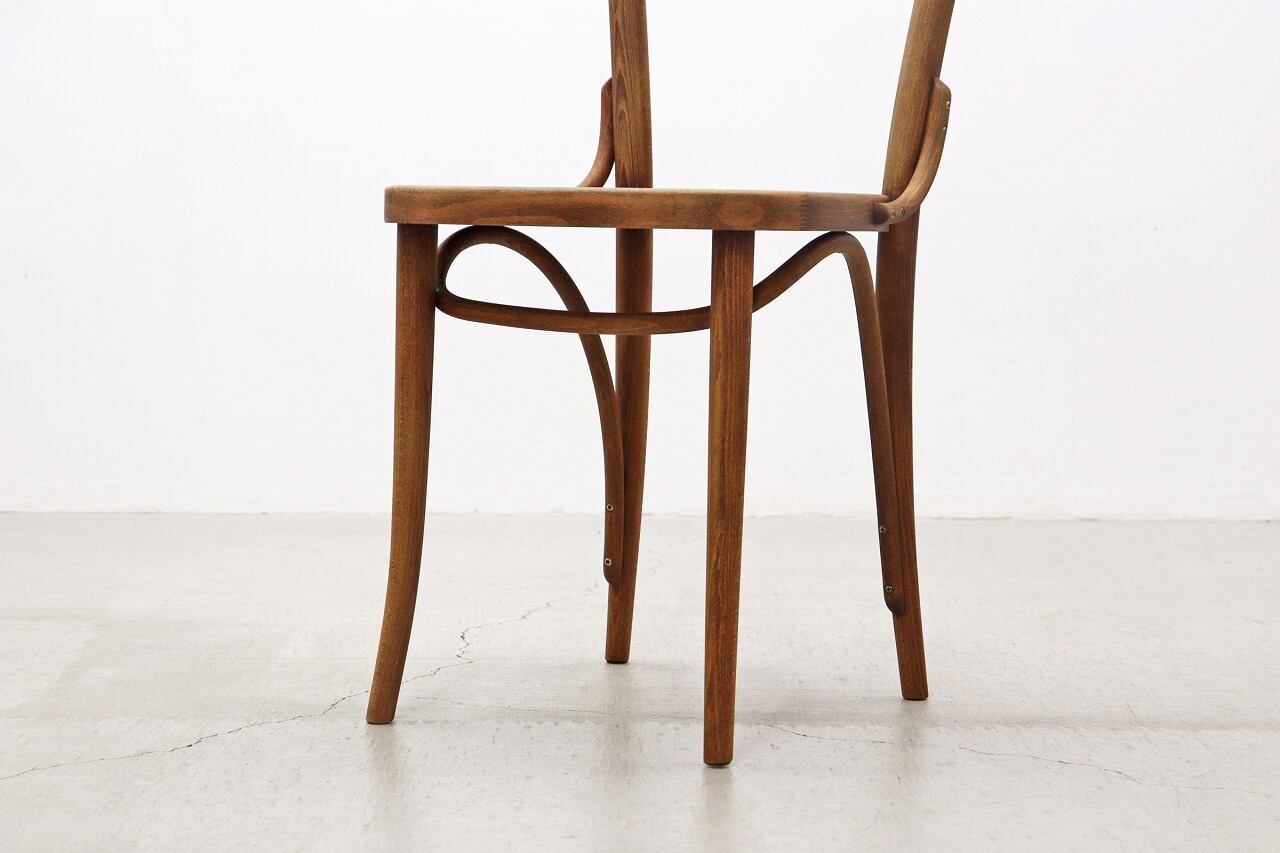 TON チェコ製 ベントウッド ダイニングチェア 曲木 ビーチ材 ダーク