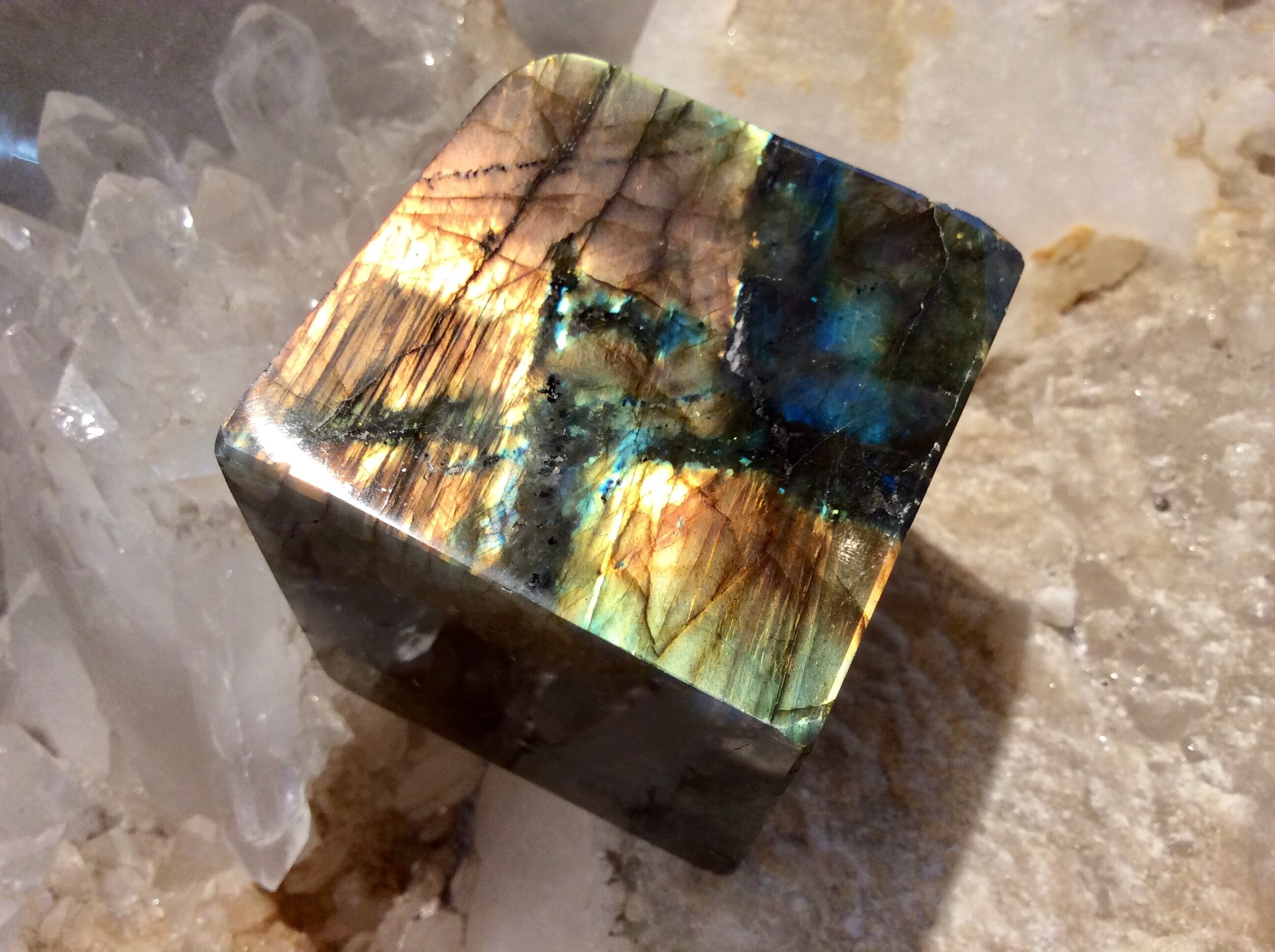 美彩!ラブラドライト・スクエア マダガスカル産 002