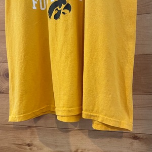 【OURAY】カレッジ アイオワ大学 Tシャツ IOWA ビッグロゴ アーチロゴ アメフト Lサイズ US古着 アメリカ古着