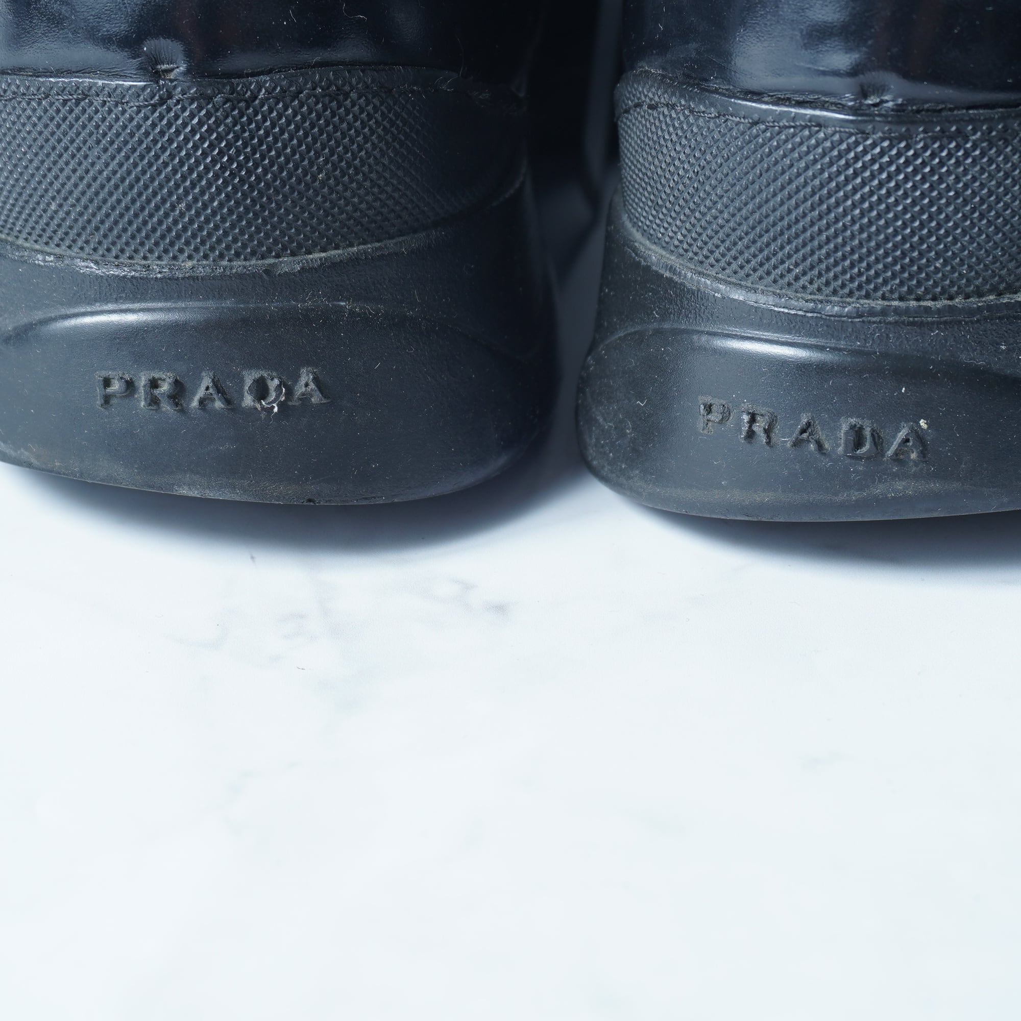 PRADA】プラダ ベルクロ厚底ビブラムソールショートブーツ black