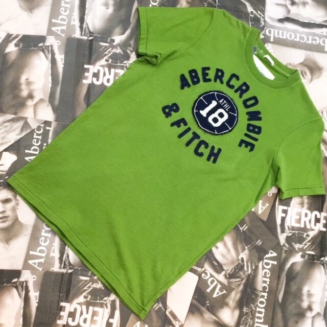 Abercrombie&Fitch　MENS　Ｔシャツ　Ｍサイズ