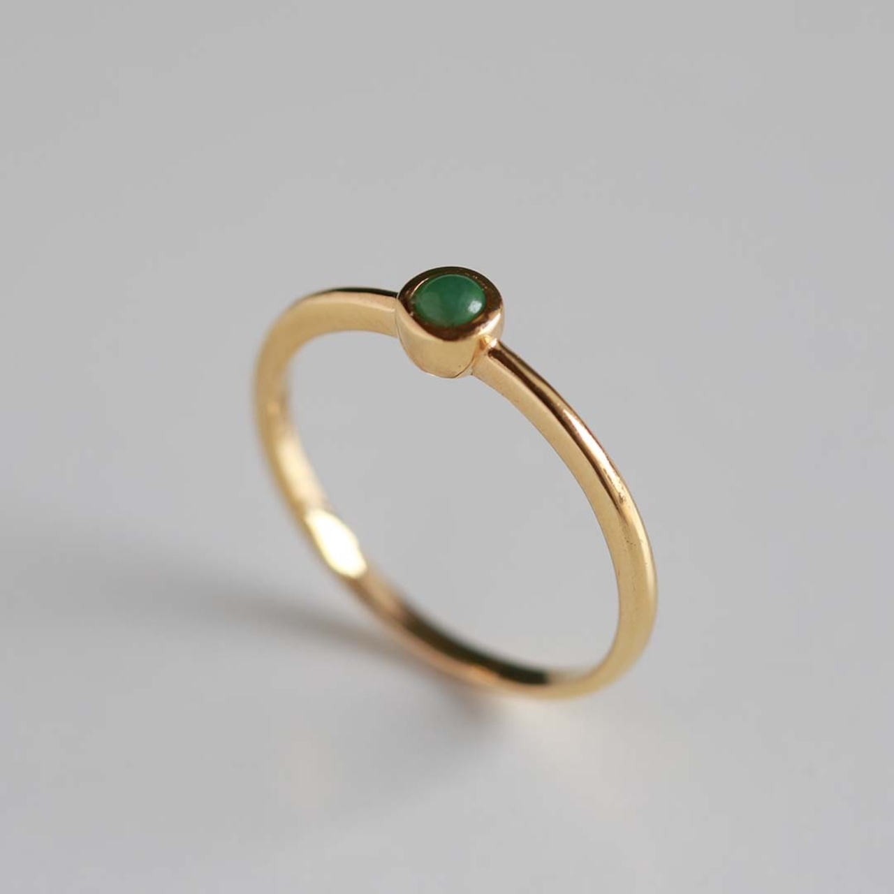 新作！小粒でも存在感！K10YG 一粒翡翠リング A貨翡翠 jd_rg1086