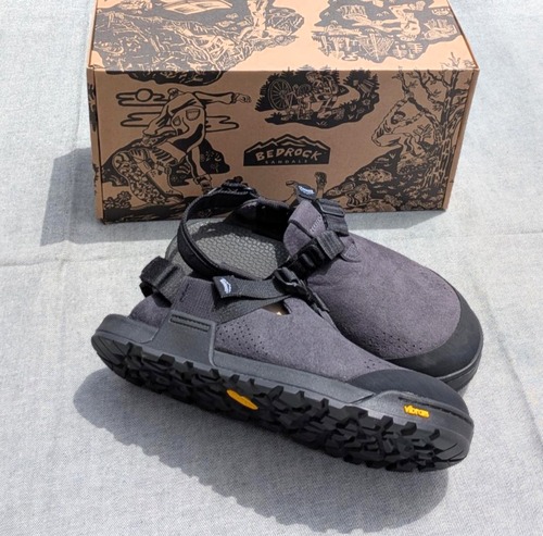 NEW!! BEDROCK SANDALS "Mountain Clog gray 小岩店