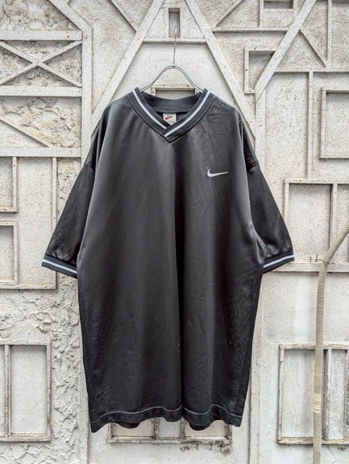 "NIKE" mesh tee