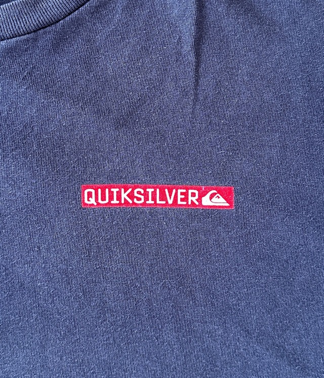 -QUIKSILVER- Vintage 90s L Print T-shirt