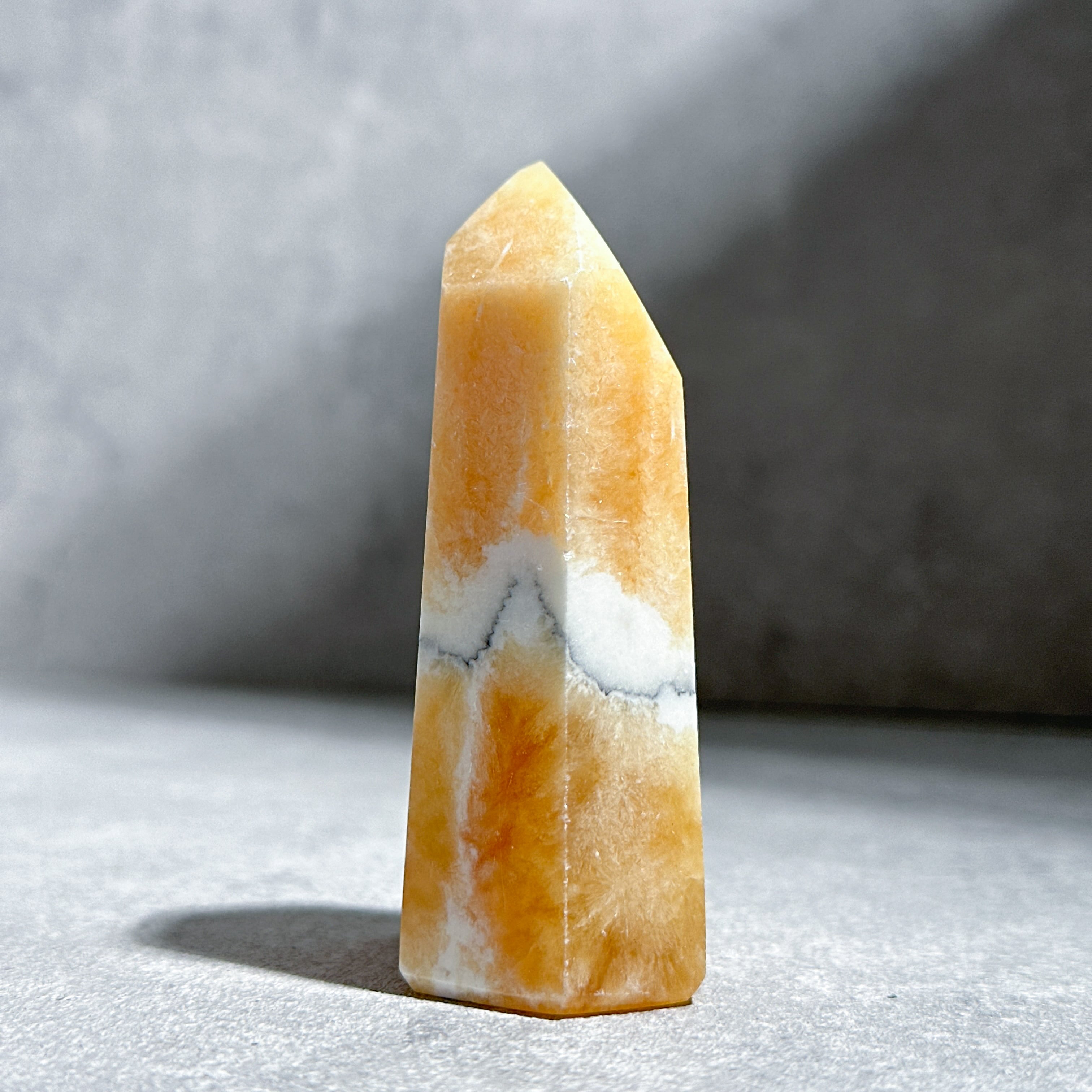オレンジカルサイト タワー型52◇ Orange Calcite ◇天然石・鉱物