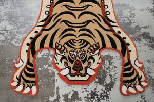 Tibetan Tiger Rug 《Lサイズ•ウール・NIGOモデル102》チベタンタイガーラグ